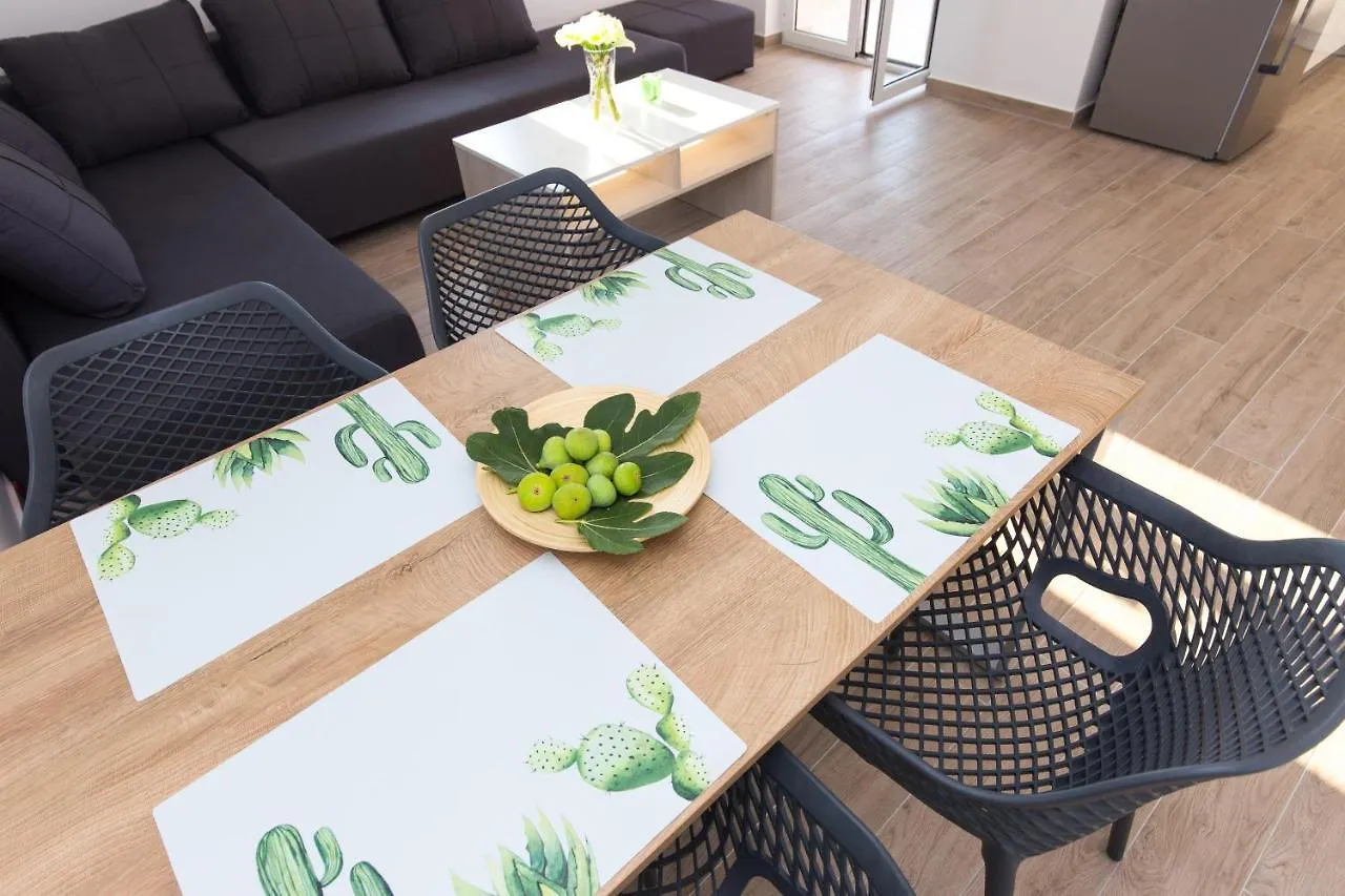 Apartments Kiara Punat 0*,  Kroatien